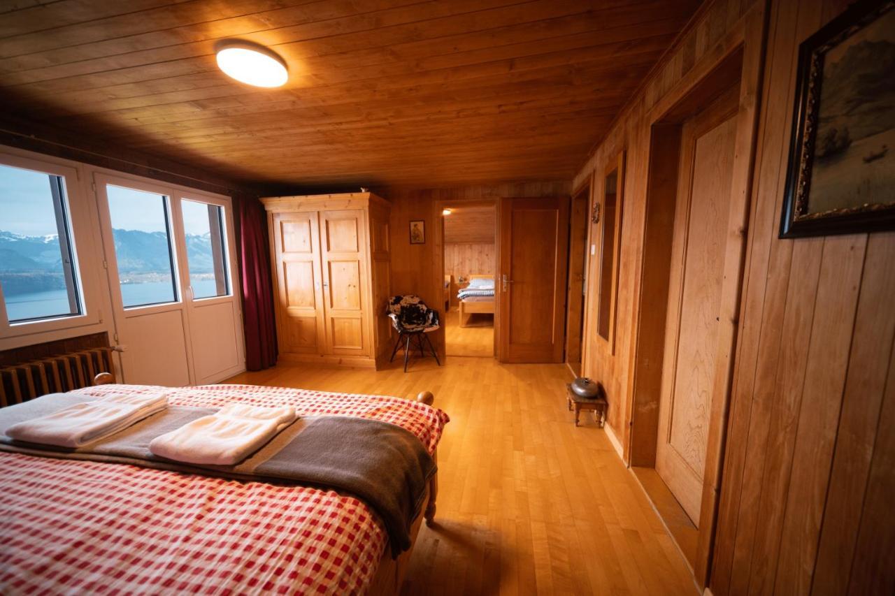 Chalet Egglen "Typical Swiss House, Best Views, Private Jacuzzi" Sigriswil Exterior foto