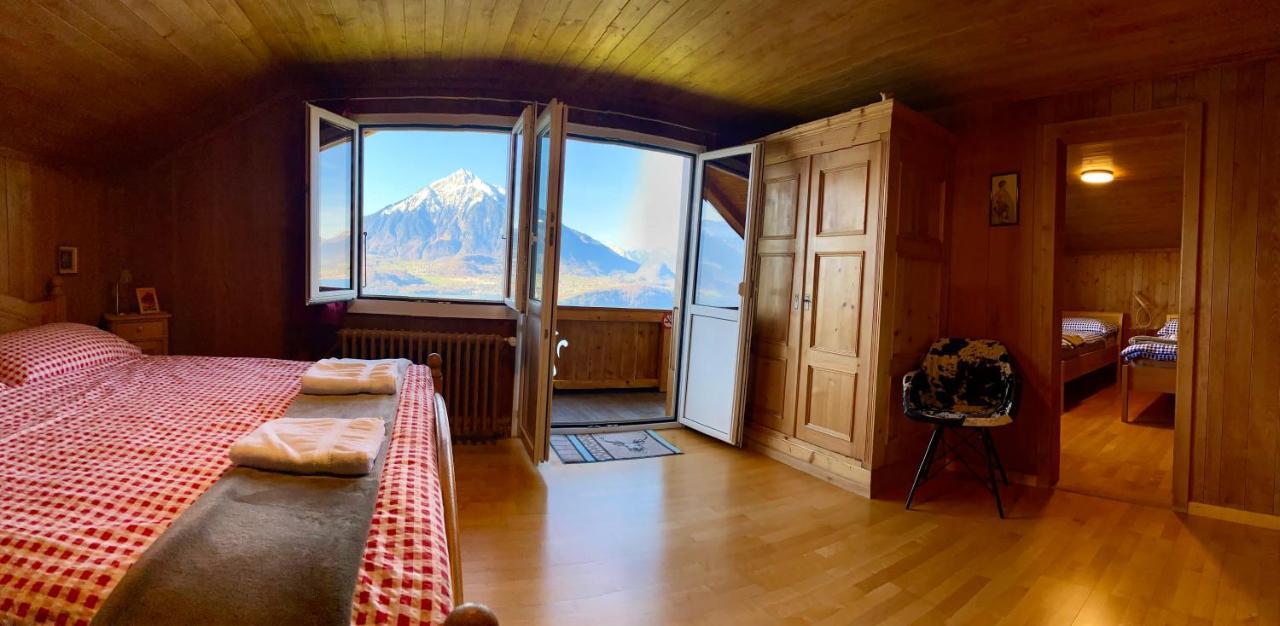 Chalet Egglen "Typical Swiss House, Best Views, Private Jacuzzi" Sigriswil Exterior foto
